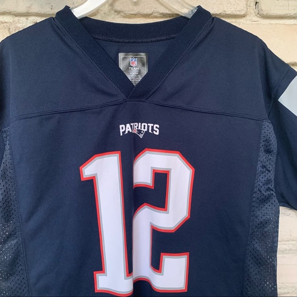 NFL Patriots players youth jersey #12 Brady - Picture 3 of 5